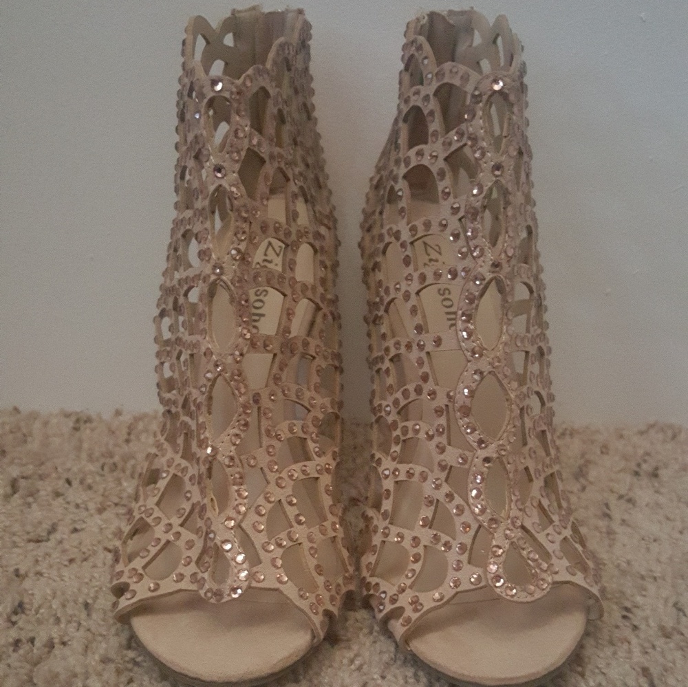 Cage Heels